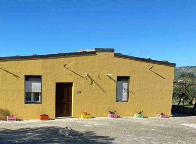 Casa Vacanze Sicilia Casteltermini Exterior foto